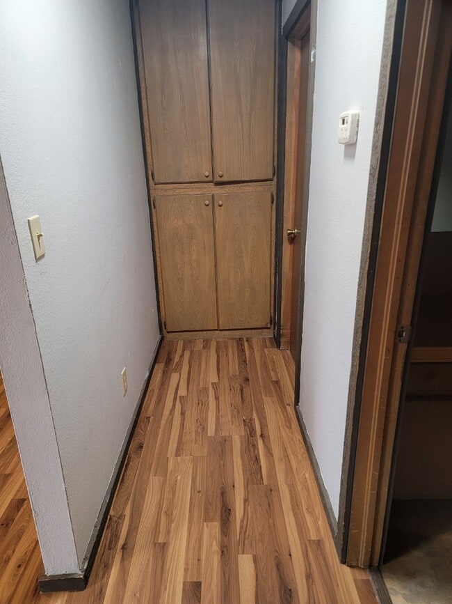 hallway storage - 1801 SW 2nd St Unit 2