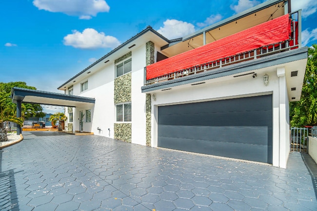 901 NW 22nd Pl