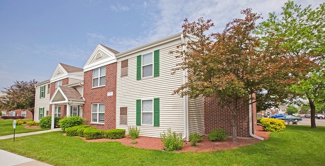 Meadowood Apartments - Meadowood Apartments