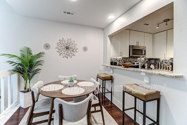 Photo - 207 St Luke Ct