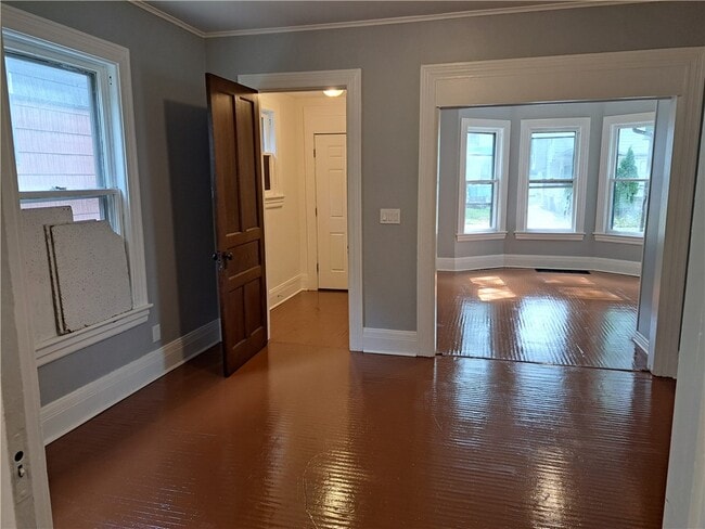 Photo - 306 Garson Ave