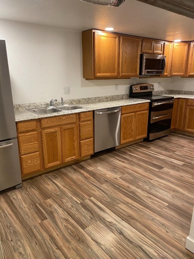 Photo - 1830 S Tennyson St