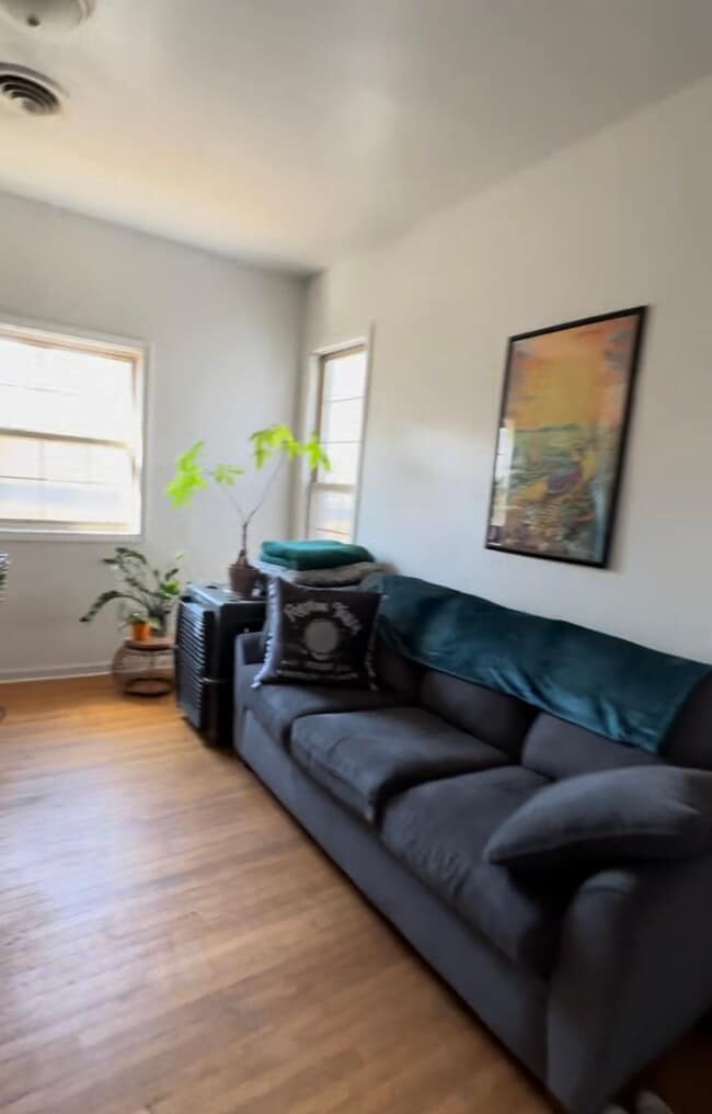 Photo - 507 W Green St Unit C