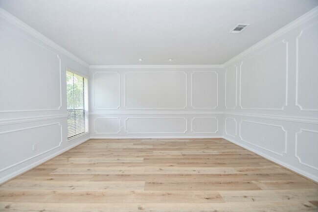 3107 Barnhill Ln
