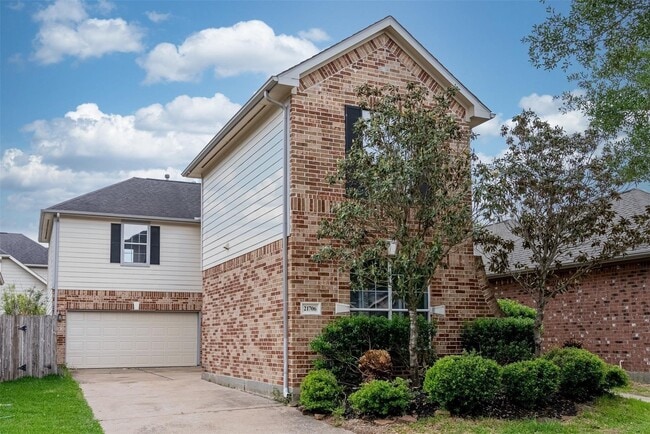 21706 Spring Vine Ln