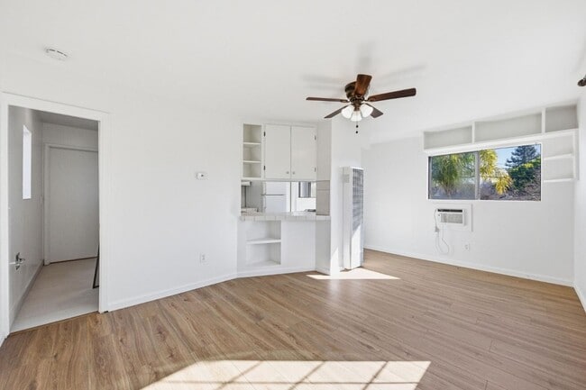 Photo - 614 Redwood Ave