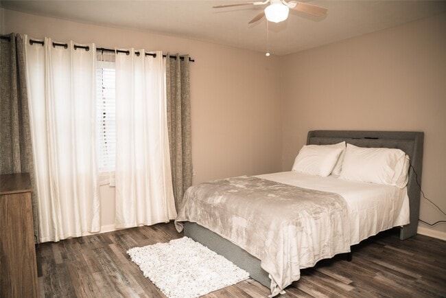 Photo - 11 Regency Ln