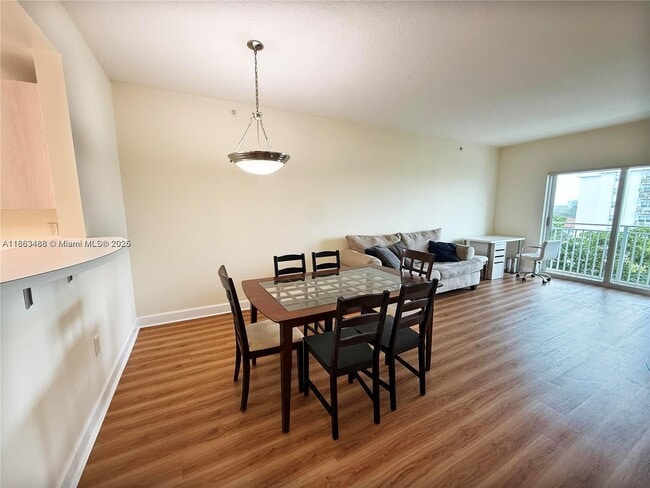 Building Photo - 50 Menores Ave Unit 517 Rental