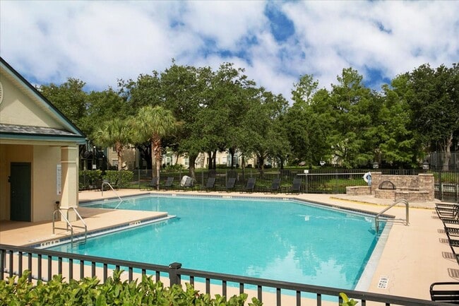 Photo - Terrific Bishops Court Townhouse!