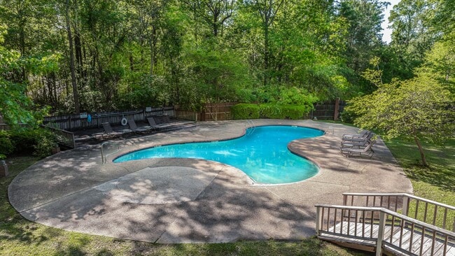 Photo - Woodshire Duplexes & Townhomes Unit 127WM