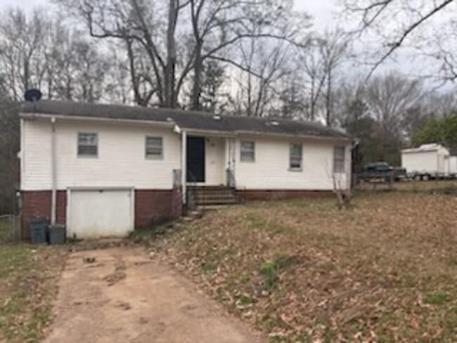 Building Photo - 323 Sykes Rd