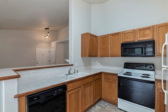 Photo - 2 bed, close to Ft Carson. Top Floor unit, Available now Unit G
