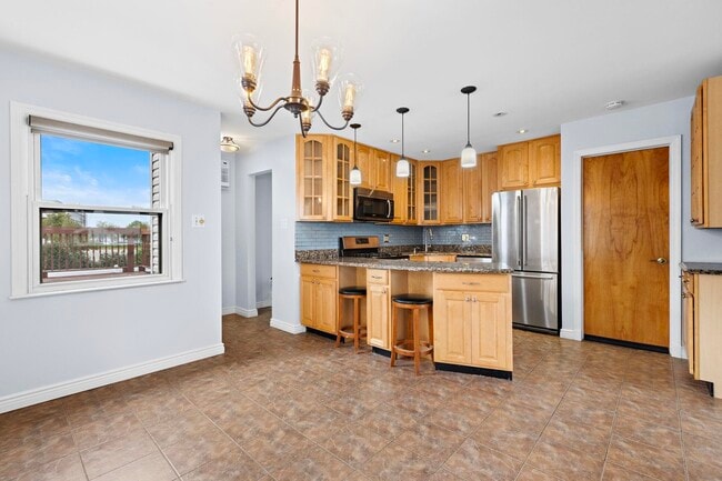 Photo - 665 9th St Unit B