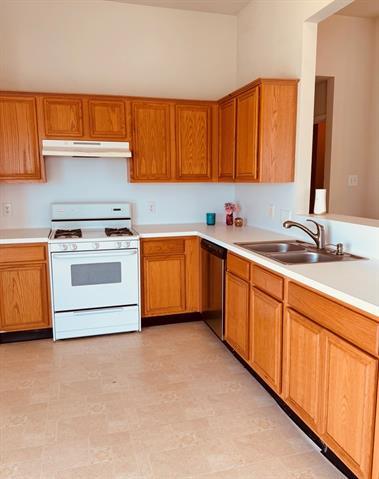 Photo - 9100 Warren Dr