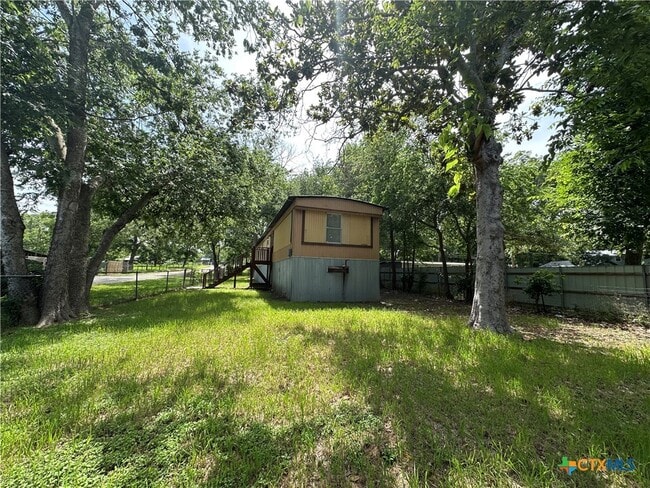 Building Photo - 311 Meadow Lake Dr