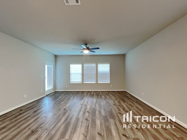 Photo - 13630 Paxton Blvd