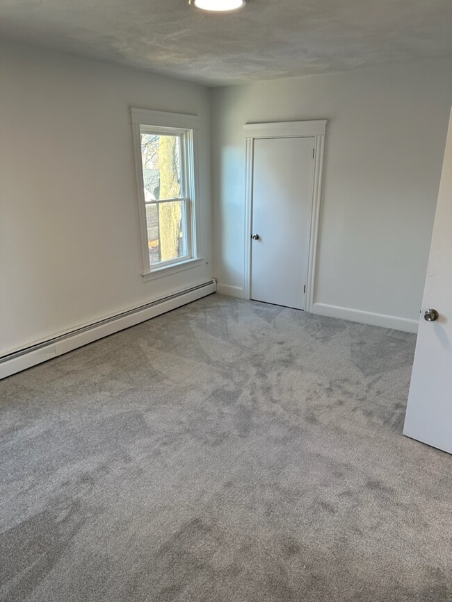 48 Amey St Townhome For Rent in Pawtucket, RI | ForRent.com