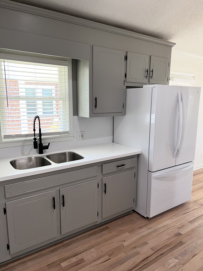 Photo - 1121 W Thomas St