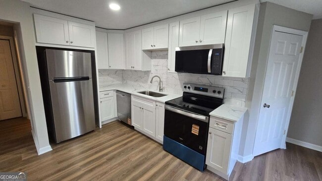 Photo - 3025 Mangum Dr