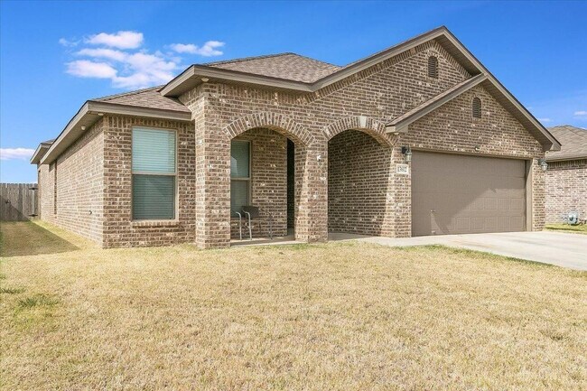 Photo - 13612 Waco Ave