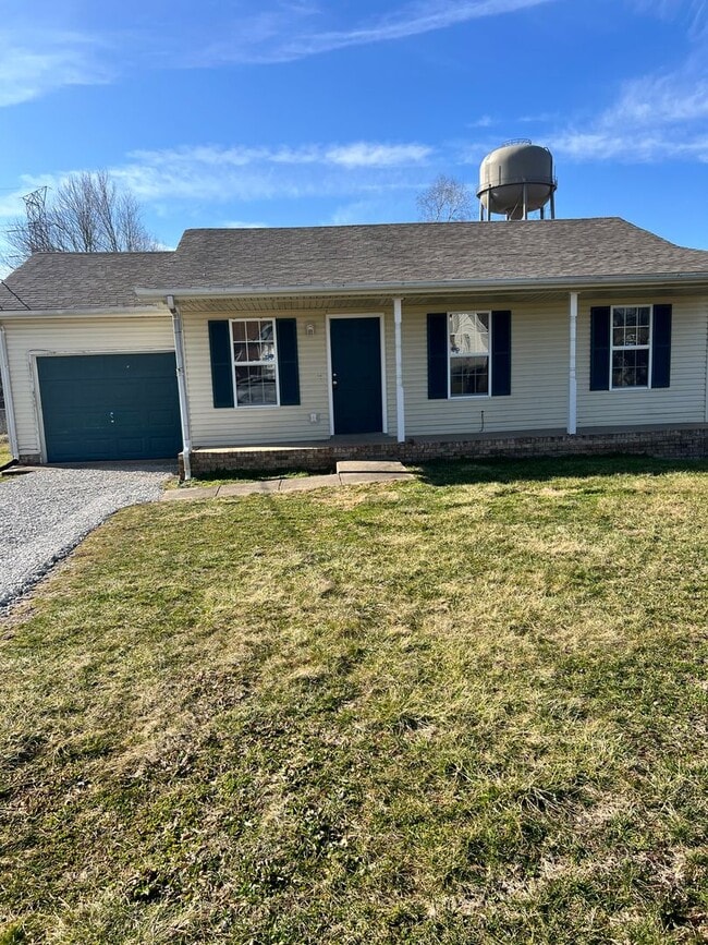 Cute Single Family Home - Cute Single Family Home