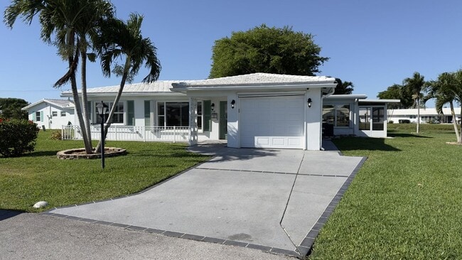 Photo - 1108 W Ocean Ave