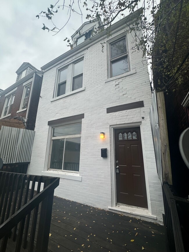 Building Photo - 5415 Second Ave