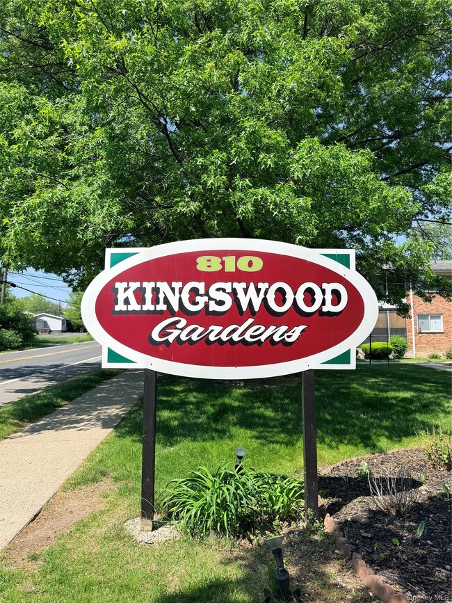 Building Photo - 810 Blooming Grove Turnpike Unit 2