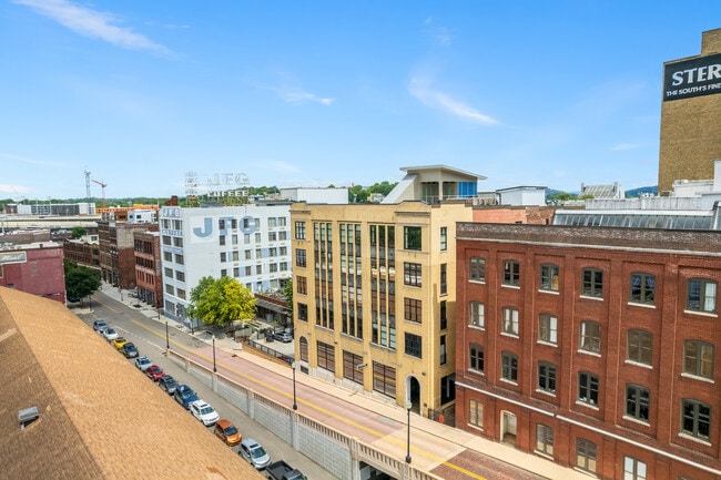 Photo - 220 W Jackson Ave Unit 404