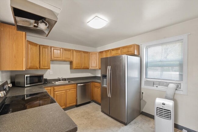 Photo - 1701 Avenue C