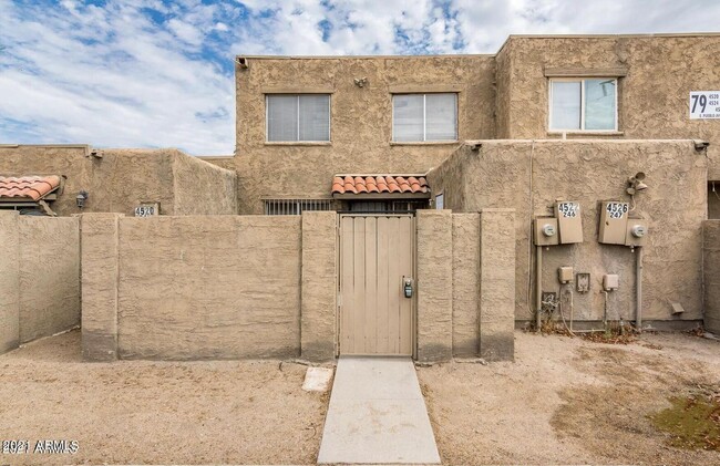 Photo - 4522 E Pueblo Ave Townhome