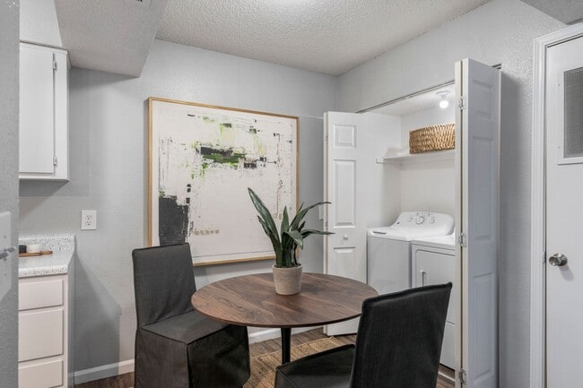Post Oak Apartments