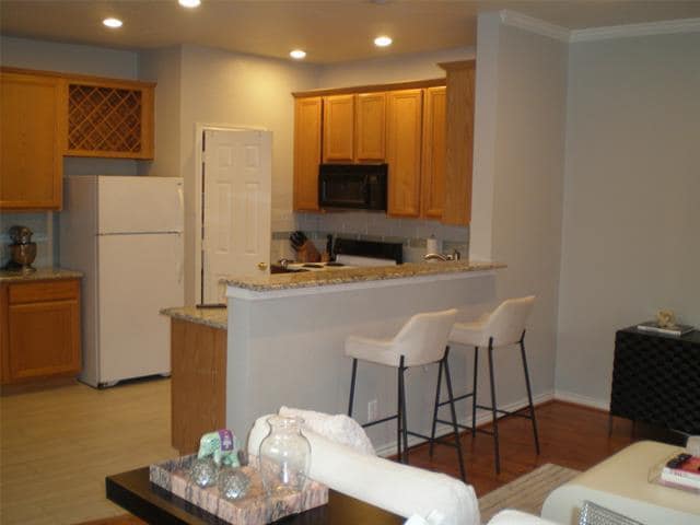 Photo - 6023 Oram St