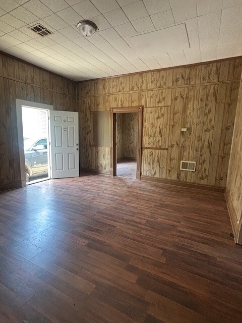 Photo - 702 NE Evangeline Thruway