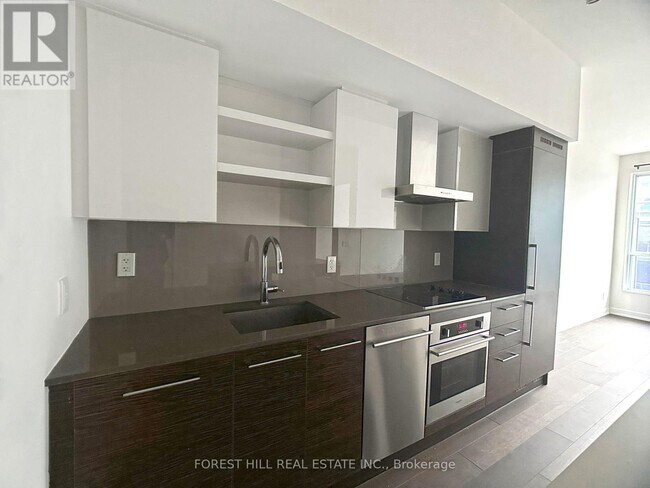 Photo - 1030 King St W Unit Ph15