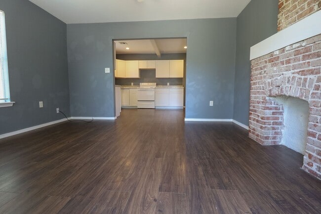 Photo - 353 S Zunis Ave Unit 355