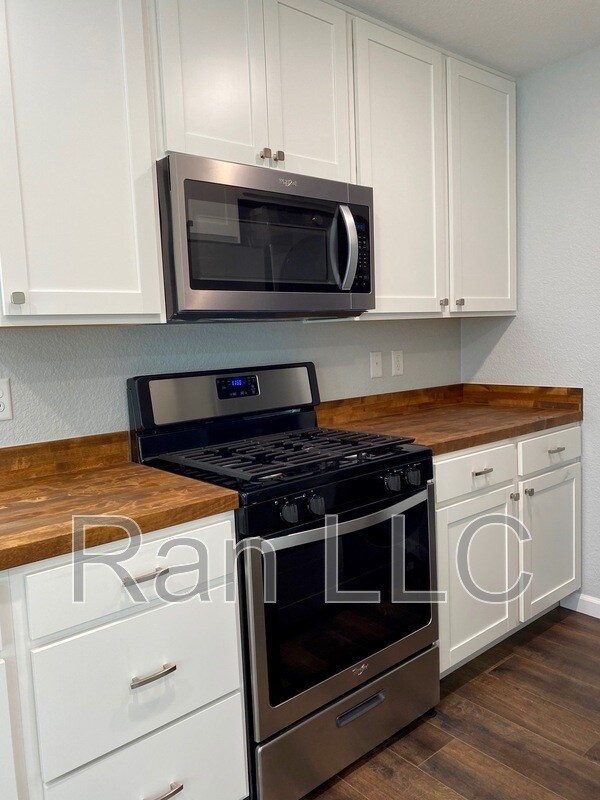 Photo - 229 W Pueblo St Unit #2