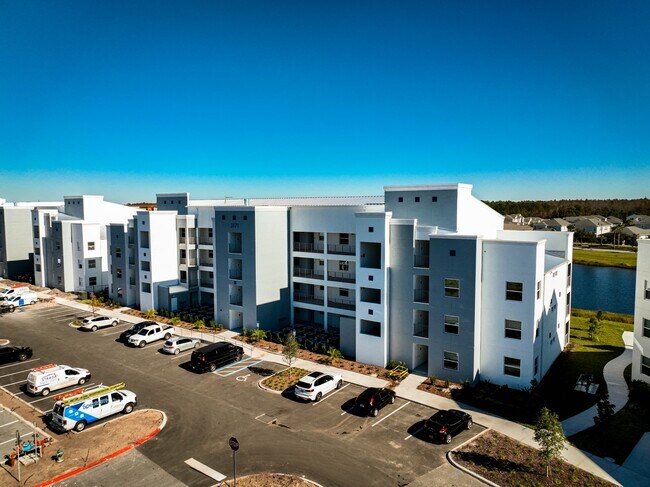 3171 Paradox Cir