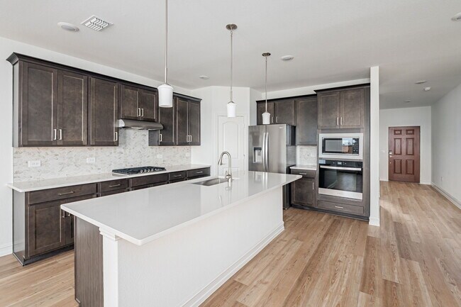 Photo - 1421 Elijah Dr