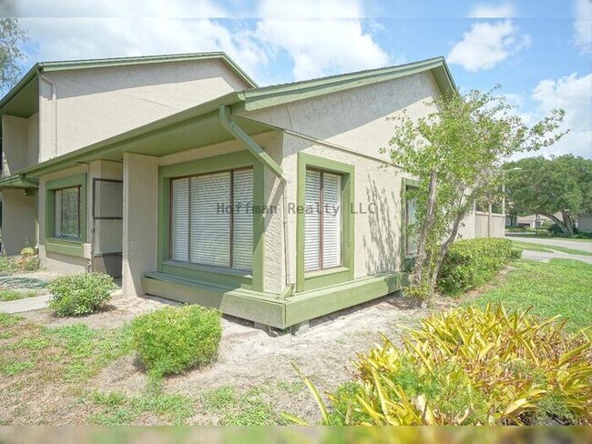 Building Photo - 2-Bed, 2-Bath Condo in Meadowood Community Temple Terrace Unit 0