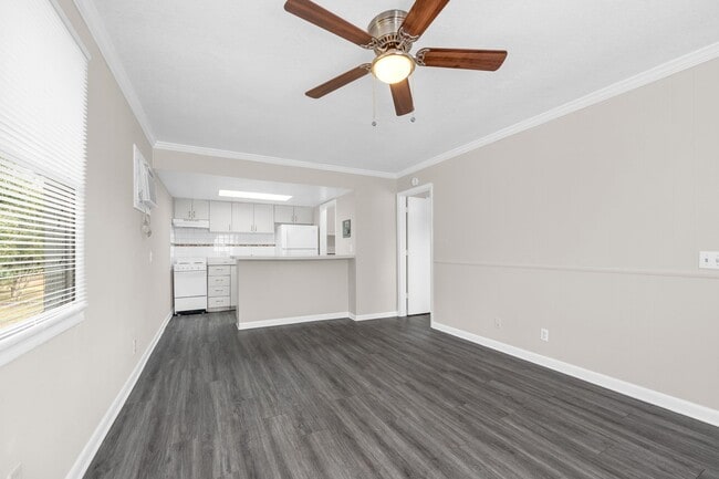 Photo - Conveniently Located 1 Bedroom, 1 Bath Apartment Near Downtown Orlando! Unit P1: Henley Park #5123-3