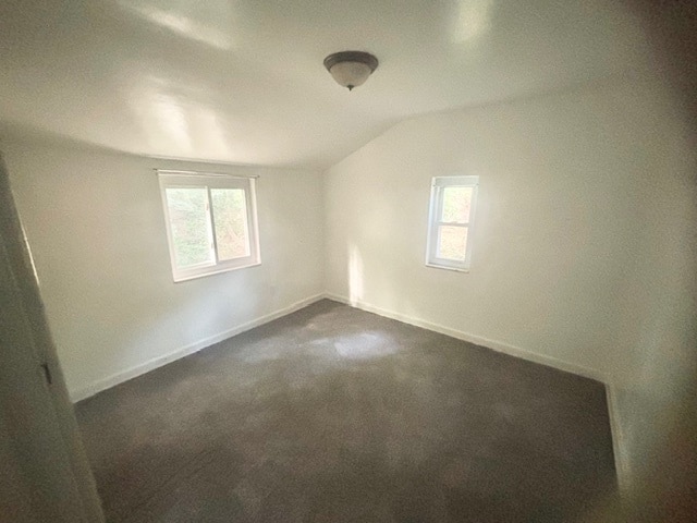 Photo - 2020 Lindsay Rd