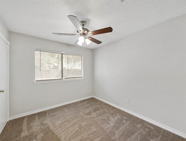 Photo - 22730 Brafferton Ln
