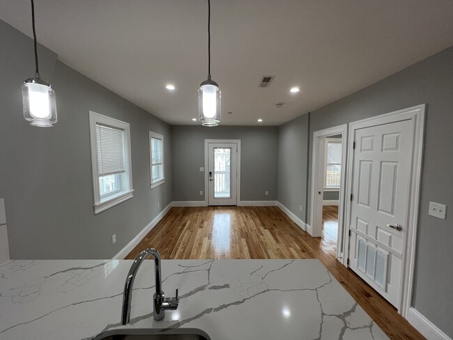 Photo - 15 Harold St Unit 2