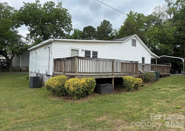 Photo - 2885 Fair Oaks Dr