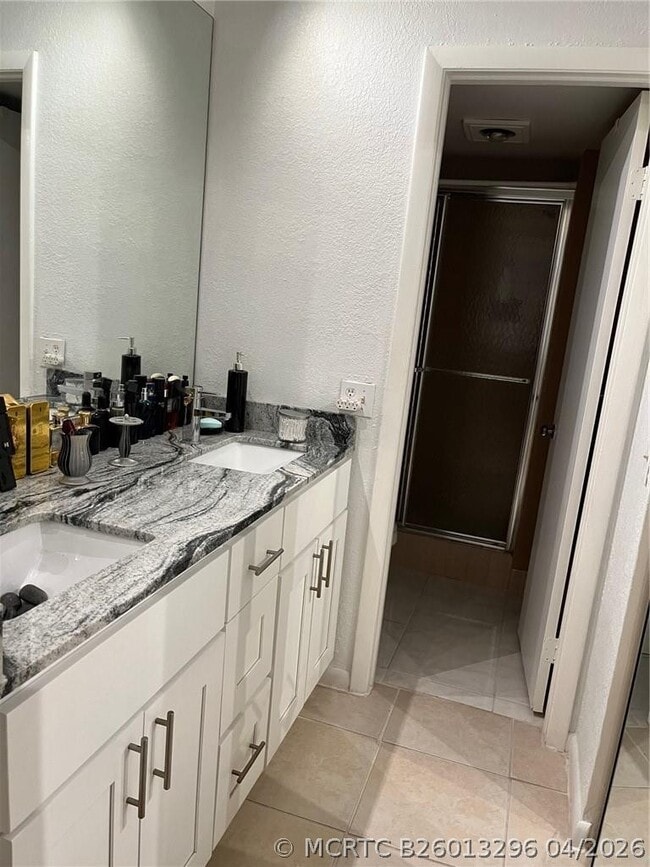 Photo - 1921 SW 15th St Unit 29