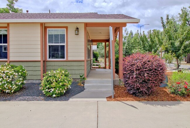 Photo - Coming Soon! Beautiful house in the Ave's