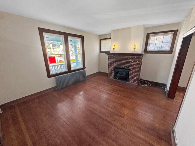 Photo - 2806 Hawthorne Ave Unit 1