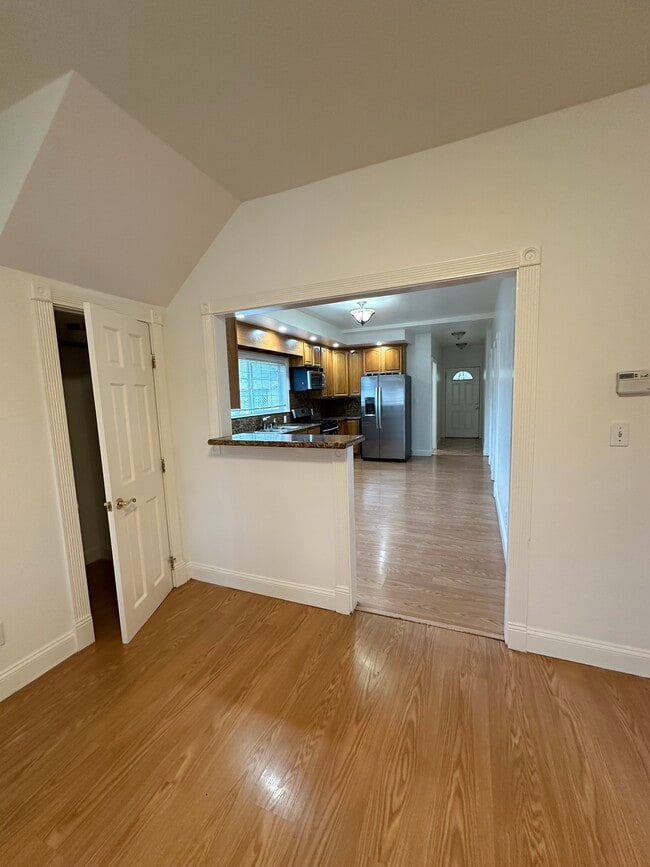 Photo - 123 Euclid Ave