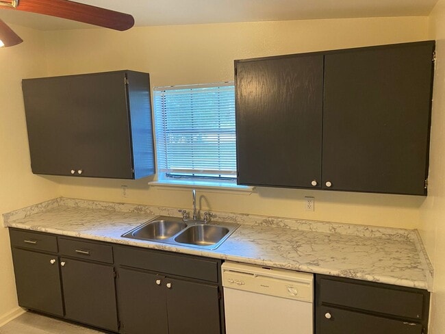 Photo - 1509 Mayhew St Unidad 1509 Mayhew Street